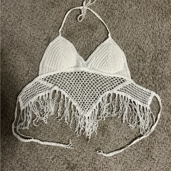 2/$15 Crochet Halter Top with Fringe - Picture 6 of 7